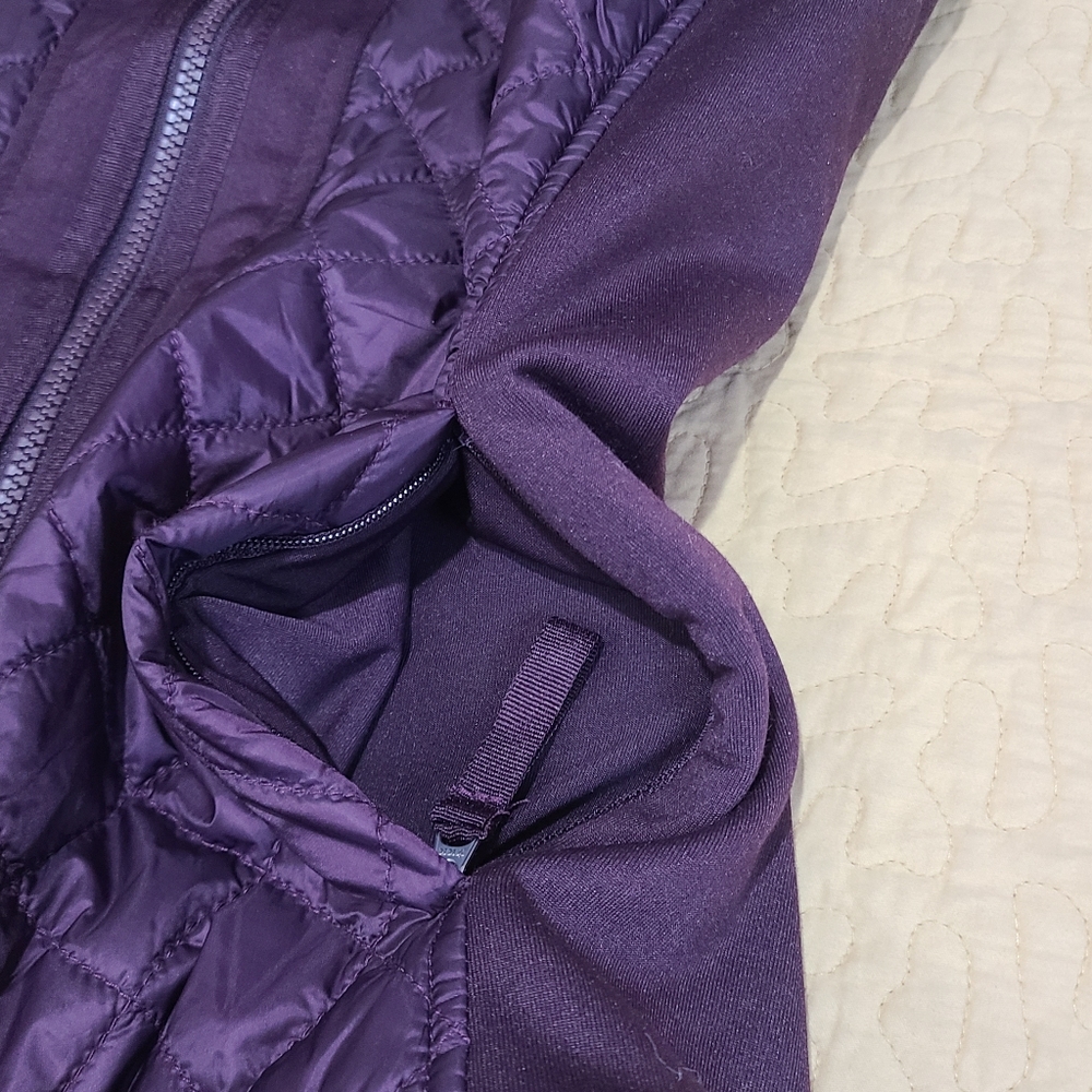 Athleta Rock Springs vest size S - Picture 3 of 8